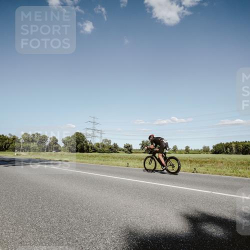 07.09.2025 - 19. Norderstedt Triathlon Michael Burmester http://msf.ph/oto/8855712 07.09.2025 15:15:16 Radfahren 1405, 1434, 1488 meine-sportfotos.de