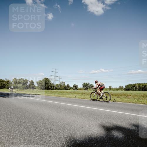07.09.2025 - 19. Norderstedt Triathlon Michael Burmester http://msf.ph/oto/8855729 07.09.2025 15:15:23 Radfahren 1514 meine-sportfotos.de