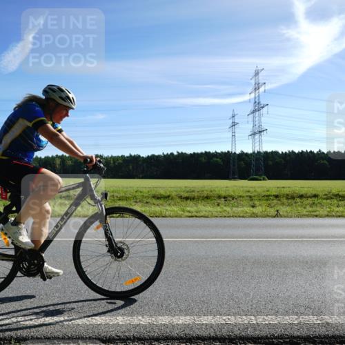 07.09.2025 - 19. Norderstedt Triathlon Michael Burmester http://msf.ph/oto/8855736 07.09.2025 10:37:51 Radfahren 68, 86, 648, 667, 1112 meine-sportfotos.de