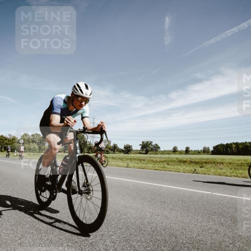 07.09.2025 - 19. Norderstedt Triathlon Michael Burmester http://msf.ph/oto/8855740 07.09.2025 12:10:50 Radfahren 856 meine-sportfotos.de