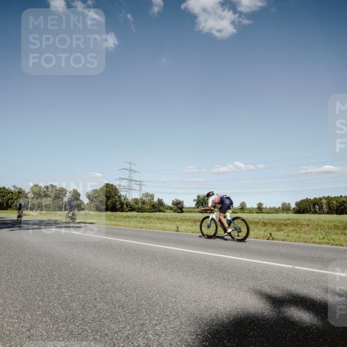 07.09.2025 - 19. Norderstedt Triathlon Michael Burmester http://msf.ph/oto/8855745 07.09.2025 15:15:35 Radfahren 379 meine-sportfotos.de