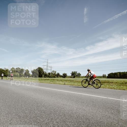 07.09.2025 - 19. Norderstedt Triathlon Michael Burmester http://msf.ph/oto/8855750 07.09.2025 12:10:55 Radfahren  meine-sportfotos.de