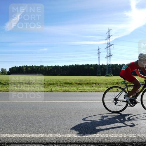 07.09.2025 - 19. Norderstedt Triathlon Michael Burmester http://msf.ph/oto/8855753 07.09.2025 10:38:23 Radfahren 112, 672, 690 meine-sportfotos.de