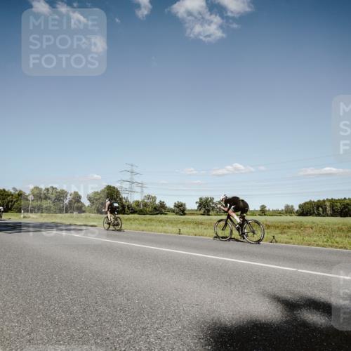 07.09.2025 - 19. Norderstedt Triathlon Michael Burmester http://msf.ph/oto/8855779 07.09.2025 15:15:53 Radfahren 1491 meine-sportfotos.de
