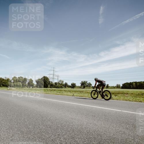 07.09.2025 - 19. Norderstedt Triathlon Michael Burmester http://msf.ph/oto/8855807 07.09.2025 12:11:22 Radfahren 165 meine-sportfotos.de