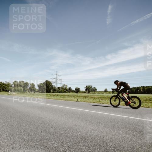 07.09.2025 - 19. Norderstedt Triathlon Michael Burmester http://msf.ph/oto/8855821 07.09.2025 12:11:35 Radfahren  meine-sportfotos.de