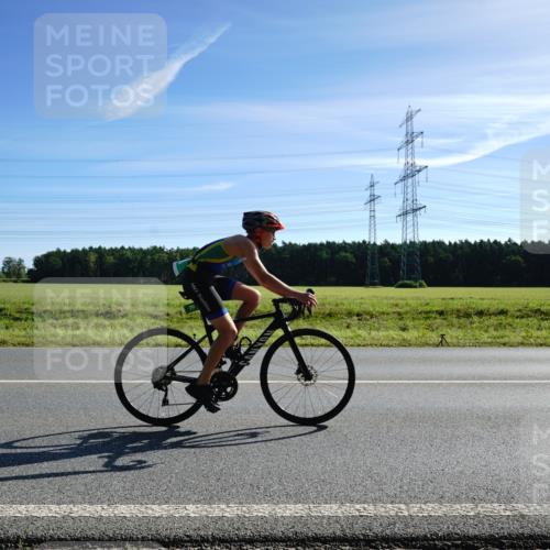 07.09.2025 - 19. Norderstedt Triathlon Michael Burmester http://msf.ph/oto/8855834 07.09.2025 10:41:01 Radfahren 57, 70, 89, 114, 669 meine-sportfotos.de