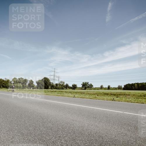 07.09.2025 - 19. Norderstedt Triathlon Michael Burmester http://msf.ph/oto/8855865 07.09.2025 12:11:58 Radfahren 818, 1260, 1331 meine-sportfotos.de