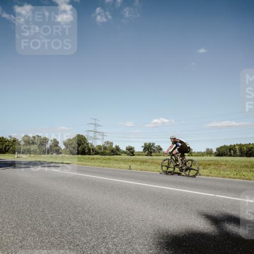07.09.2025 - 19. Norderstedt Triathlon Michael Burmester http://msf.ph/oto/8855880 07.09.2025 15:17:06 Radfahren  meine-sportfotos.de