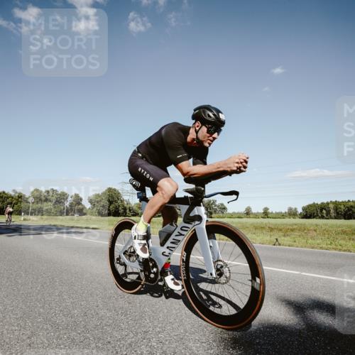 07.09.2025 - 19. Norderstedt Triathlon Michael Burmester http://msf.ph/oto/8855897 07.09.2025 15:17:12 Radfahren 1415 meine-sportfotos.de