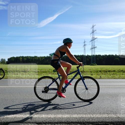 07.09.2025 - 19. Norderstedt Triathlon Michael Burmester http://msf.ph/oto/8855906 07.09.2025 10:42:51 Radfahren 639, 665, 681 meine-sportfotos.de