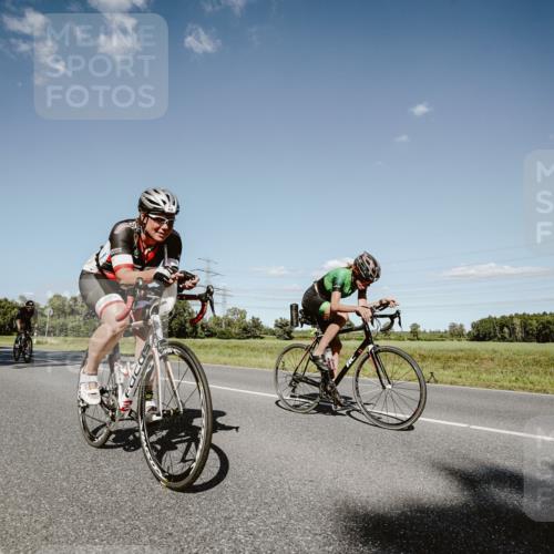 07.09.2025 - 19. Norderstedt Triathlon Michael Burmester http://msf.ph/oto/8855914 07.09.2025 15:17:25 Radfahren 396, 445, 467, 871, 938 meine-sportfotos.de