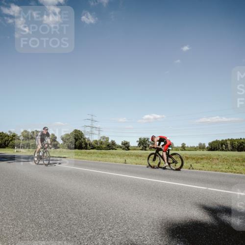 07.09.2025 - 19. Norderstedt Triathlon Michael Burmester http://msf.ph/oto/8855917 07.09.2025 15:17:26 Radfahren 396, 445, 448, 467, 871, 938 meine-sportfotos.de