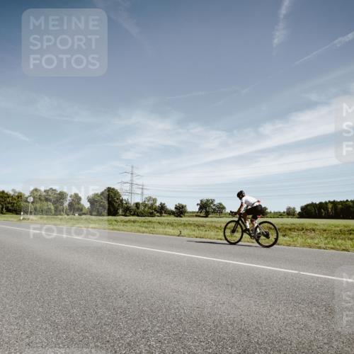 07.09.2025 - 19. Norderstedt Triathlon Michael Burmester http://msf.ph/oto/8855919 07.09.2025 12:12:38 Radfahren 756 meine-sportfotos.de