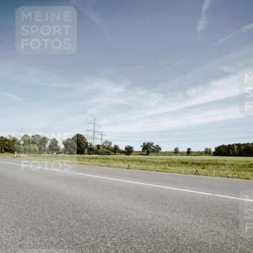07.09.2025 - 19. Norderstedt Triathlon Michael Burmester http://msf.ph/oto/8855935 07.09.2025 12:12:45 Radfahren 803 meine-sportfotos.de