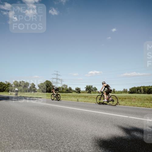 07.09.2025 - 19. Norderstedt Triathlon Michael Burmester http://msf.ph/oto/8855937 07.09.2025 15:17:30 Radfahren 396, 407, 448 meine-sportfotos.de