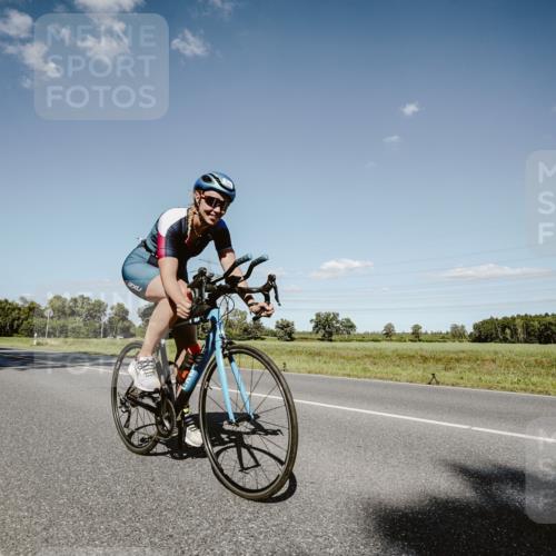 07.09.2025 - 19. Norderstedt Triathlon Michael Burmester http://msf.ph/oto/8855951 07.09.2025 15:17:37 Radfahren 399, 878, 1470 meine-sportfotos.de