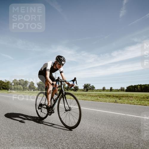 07.09.2025 - 19. Norderstedt Triathlon Michael Burmester http://msf.ph/oto/8855953 07.09.2025 12:13:03 Radfahren 292 meine-sportfotos.de