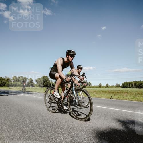 07.09.2025 - 19. Norderstedt Triathlon Michael Burmester http://msf.ph/oto/8855961 07.09.2025 15:17:43 Radfahren 889, 913, 1486 meine-sportfotos.de