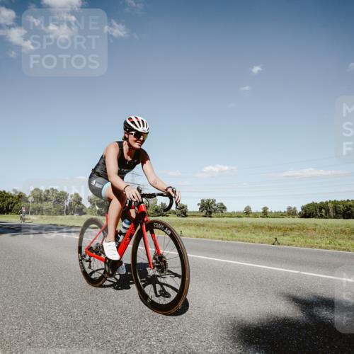 07.09.2025 - 19. Norderstedt Triathlon Michael Burmester http://msf.ph/oto/8855964 07.09.2025 15:17:44 Radfahren 889, 913, 1486 meine-sportfotos.de