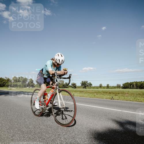 07.09.2025 - 19. Norderstedt Triathlon Michael Burmester http://msf.ph/oto/8855968 07.09.2025 15:17:46 Radfahren 889, 913, 1486 meine-sportfotos.de