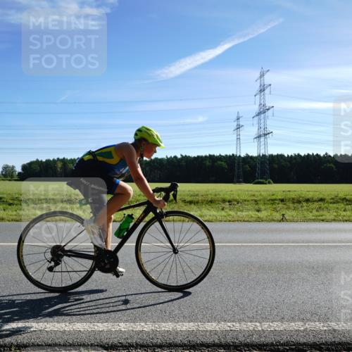 07.09.2025 - 19. Norderstedt Triathlon Michael Burmester http://msf.ph/oto/8855975 07.09.2025 10:45:33 Radfahren 67, 75, 133 meine-sportfotos.de