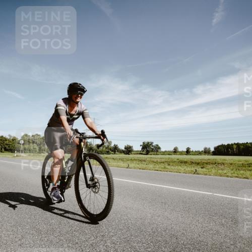 07.09.2025 - 19. Norderstedt Triathlon Michael Burmester http://msf.ph/oto/8855986 07.09.2025 12:13:34 Radfahren 1286 meine-sportfotos.de
