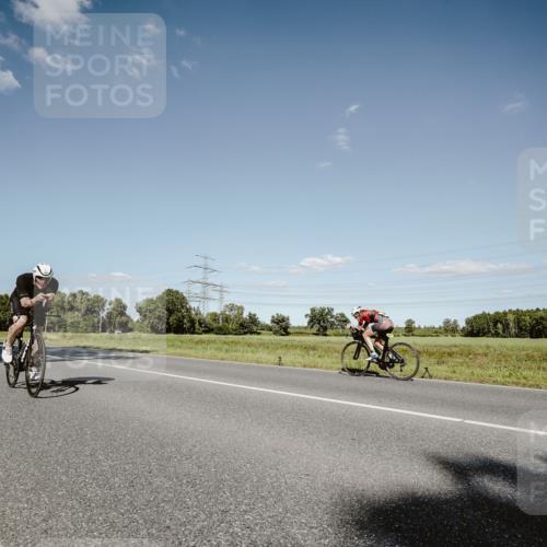 07.09.2025 - 19. Norderstedt Triathlon Michael Burmester http://msf.ph/oto/8856014 07.09.2025 15:18:27 Radfahren 402, 452, 942 meine-sportfotos.de