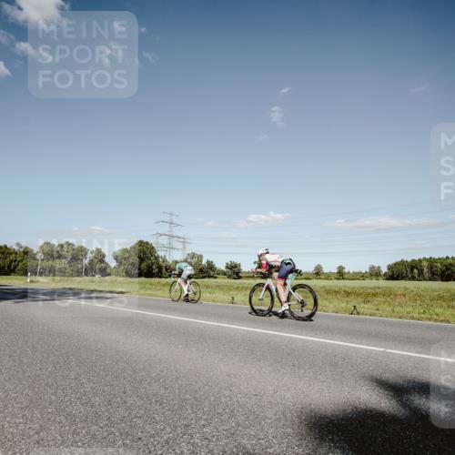 07.09.2025 - 19. Norderstedt Triathlon Michael Burmester http://msf.ph/oto/8856031 07.09.2025 15:18:37 Radfahren 1409 meine-sportfotos.de