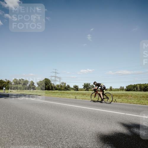 07.09.2025 - 19. Norderstedt Triathlon Michael Burmester http://msf.ph/oto/8856034 07.09.2025 15:18:40 Radfahren  meine-sportfotos.de