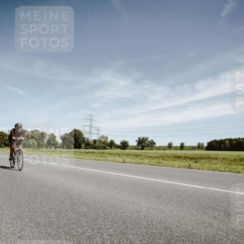 07.09.2025 - 19. Norderstedt Triathlon Michael Burmester http://msf.ph/oto/8856042 07.09.2025 12:14:19 Radfahren 1370 meine-sportfotos.de