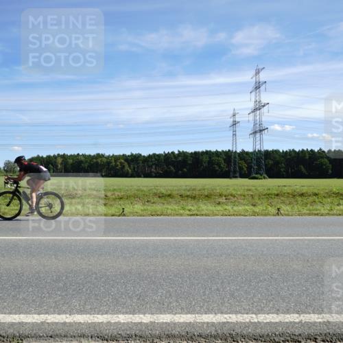 07.09.2025 - 19. Norderstedt Triathlon Michael Burmester http://msf.ph/oto/8856043 07.09.2025 12:45:36 Radfahren 1356 meine-sportfotos.de