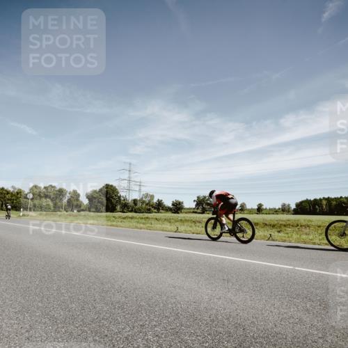 07.09.2025 - 19. Norderstedt Triathlon Michael Burmester http://msf.ph/oto/8856060 07.09.2025 12:14:31 Radfahren  meine-sportfotos.de