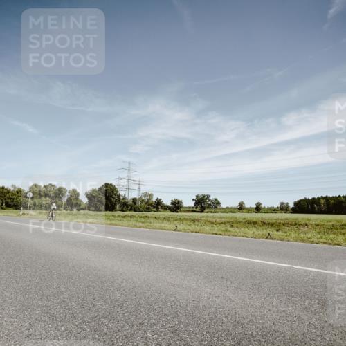 07.09.2025 - 19. Norderstedt Triathlon Michael Burmester http://msf.ph/oto/8856087 07.09.2025 12:14:44 Radfahren  meine-sportfotos.de