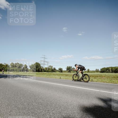 07.09.2025 - 19. Norderstedt Triathlon Michael Burmester http://msf.ph/oto/8856089 07.09.2025 15:19:13 Radfahren 453 meine-sportfotos.de