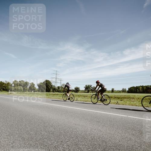 07.09.2025 - 19. Norderstedt Triathlon Michael Burmester http://msf.ph/oto/8856094 07.09.2025 12:14:47 Radfahren 1386 meine-sportfotos.de