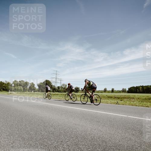 07.09.2025 - 19. Norderstedt Triathlon Michael Burmester http://msf.ph/oto/8856098 07.09.2025 12:14:47 Radfahren 1386 meine-sportfotos.de