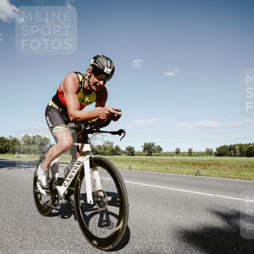 07.09.2025 - 19. Norderstedt Triathlon Michael Burmester http://msf.ph/oto/8856100 07.09.2025 15:19:19 Radfahren 1435 meine-sportfotos.de