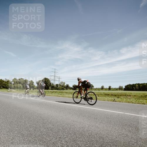 07.09.2025 - 19. Norderstedt Triathlon Michael Burmester http://msf.ph/oto/8856102 07.09.2025 12:14:48 Radfahren 1386 meine-sportfotos.de