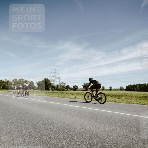 07.09.2025 - 19. Norderstedt Triathlon Michael Burmester http://msf.ph/oto/8856105 07.09.2025 12:14:49 Radfahren 1386 meine-sportfotos.de
