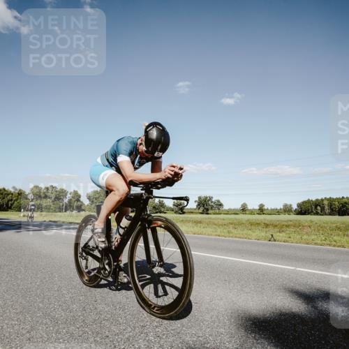 07.09.2025 - 19. Norderstedt Triathlon Michael Burmester http://msf.ph/oto/8856114 07.09.2025 15:19:29 Radfahren 438, 442, 1528 meine-sportfotos.de