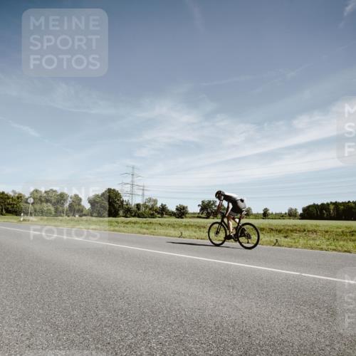 07.09.2025 - 19. Norderstedt Triathlon Michael Burmester http://msf.ph/oto/8856115 07.09.2025 12:14:56 Radfahren  meine-sportfotos.de