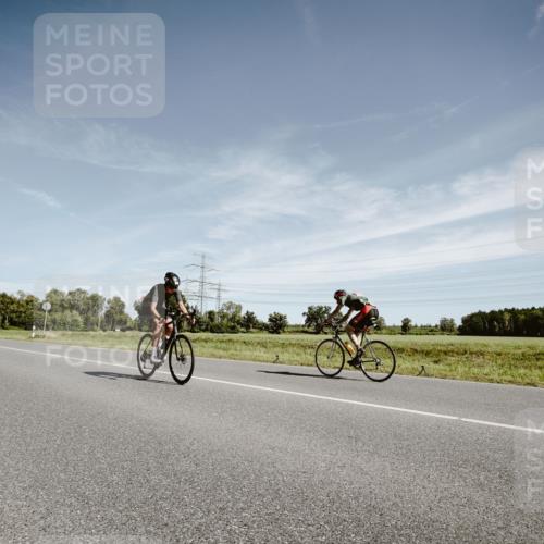 07.09.2025 - 19. Norderstedt Triathlon Michael Burmester http://msf.ph/oto/8856133 07.09.2025 12:15:08 Radfahren 192, 258 meine-sportfotos.de
