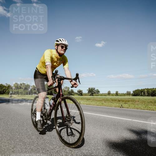 07.09.2025 - 19. Norderstedt Triathlon Michael Burmester http://msf.ph/oto/8856138 07.09.2025 15:19:43 Radfahren 937 meine-sportfotos.de