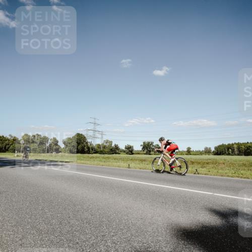 07.09.2025 - 19. Norderstedt Triathlon Michael Burmester http://msf.ph/oto/8856145 07.09.2025 15:19:45 Radfahren 937 meine-sportfotos.de