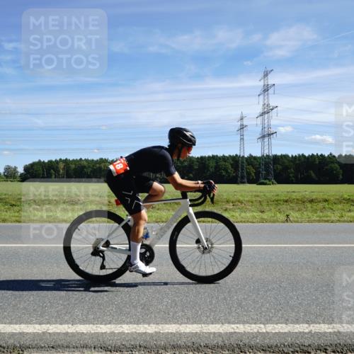 07.09.2025 - 19. Norderstedt Triathlon Michael Burmester http://msf.ph/oto/8856165 07.09.2025 12:46:51 Radfahren 718 meine-sportfotos.de