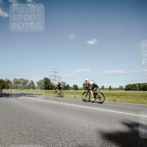 07.09.2025 - 19. Norderstedt Triathlon Michael Burmester http://msf.ph/oto/8856170 07.09.2025 15:19:53 Radfahren 1511, 1534 meine-sportfotos.de