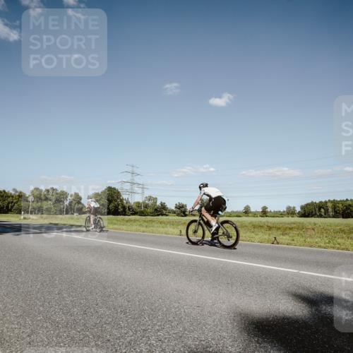 07.09.2025 - 19. Norderstedt Triathlon Michael Burmester http://msf.ph/oto/8856173 07.09.2025 15:19:54 Radfahren 1534 meine-sportfotos.de