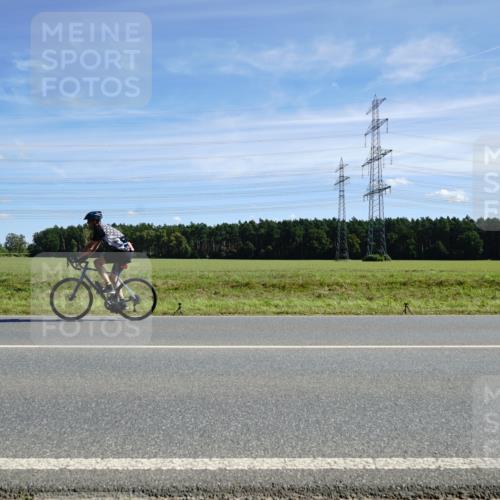 07.09.2025 - 19. Norderstedt Triathlon Michael Burmester http://msf.ph/oto/8856188 07.09.2025 12:47:13 Radfahren 345 meine-sportfotos.de