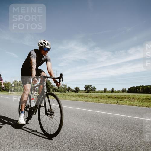 07.09.2025 - 19. Norderstedt Triathlon Michael Burmester http://msf.ph/oto/8856189 07.09.2025 12:15:30 Radfahren 146, 210, 728, 776, 791, 1237, 1364 meine-sportfotos.de